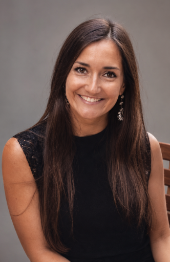 Magali Clouzet, strategic marketing consultant — professional portrait